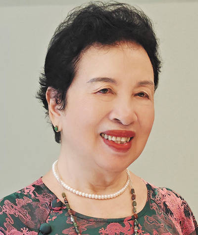 港联配资 “文化交流让越中人民的心贴得更近”